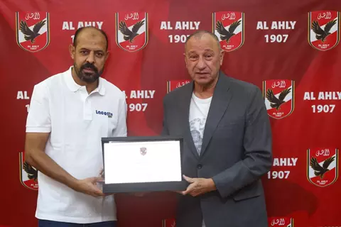  بحضور الخطيب ولجنة التخطيط.. تكريم خاص لعماد النحاس في الأهلي